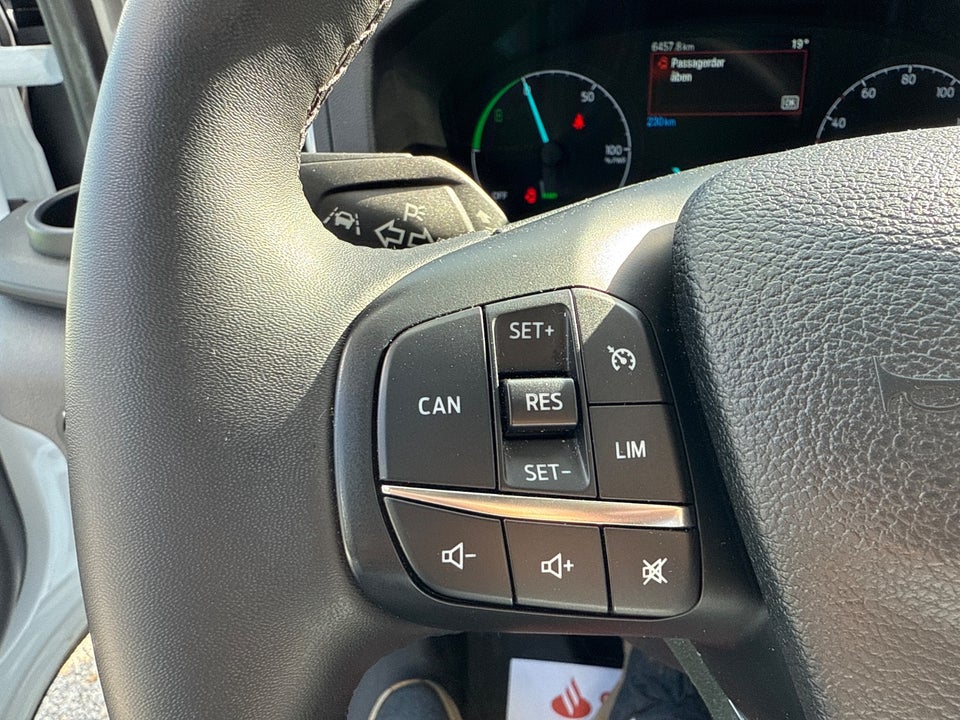 Ford E-Transit 350 L3 Van 68 Trend H2 RWD