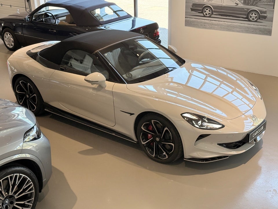 MG Cyberster GT Performance 2d