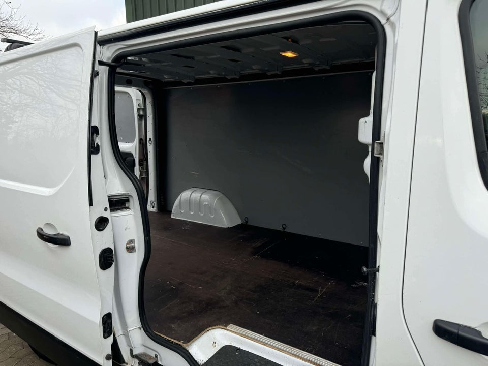 Renault Trafic T29 1,6 dCi 120 L2H1