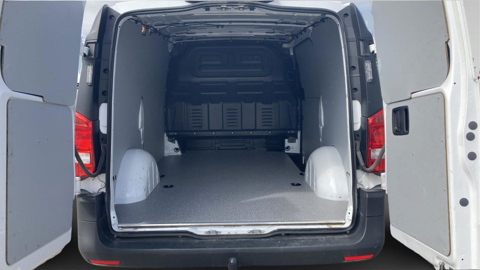 Mercedes Vito 114 2,0 CDi Kassevogn aut. L RWD