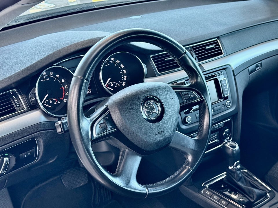 Skoda Superb 2,0 TDi 140 Active Combi DSG 5d