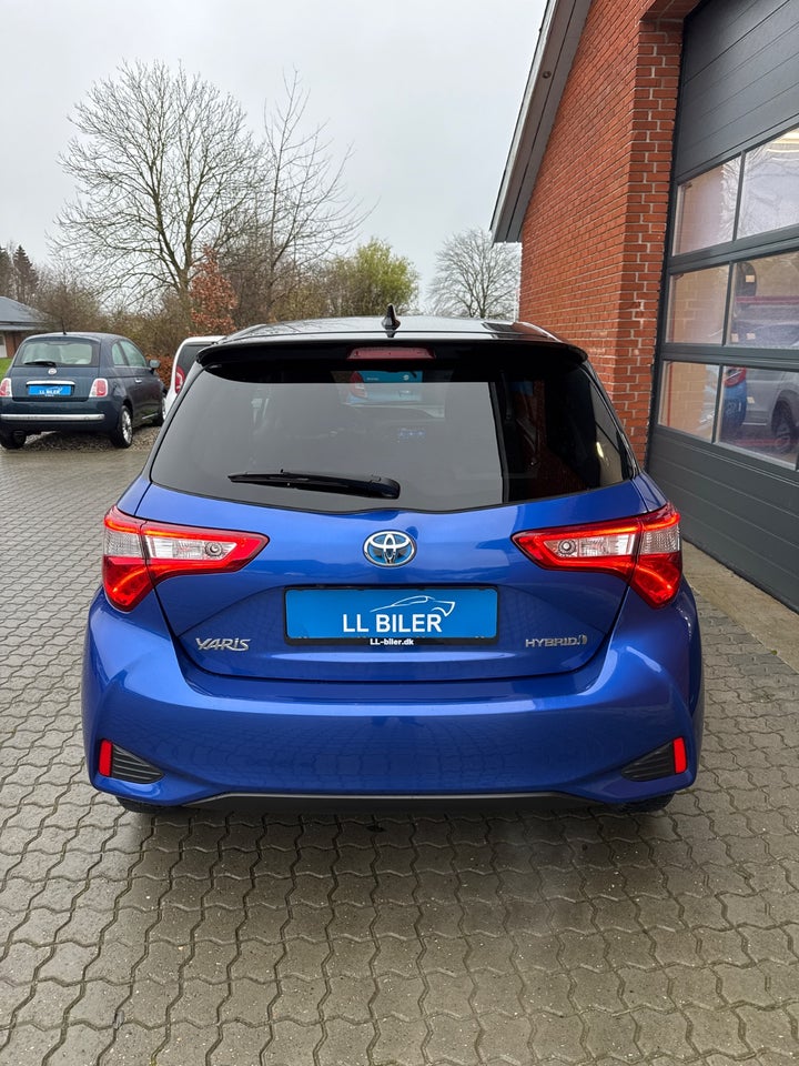 Toyota Yaris 1,5 Hybrid H3 Premium e-CVT 5d