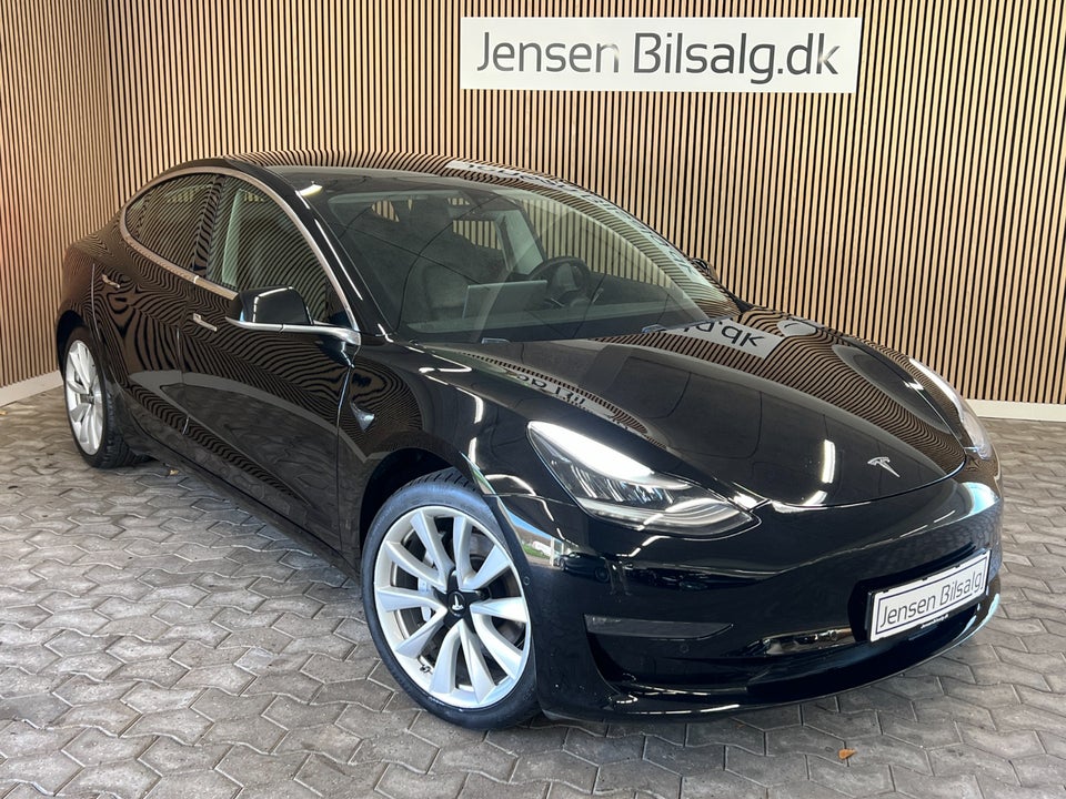 Tesla Model 3 Standard Range+ RWD 4d