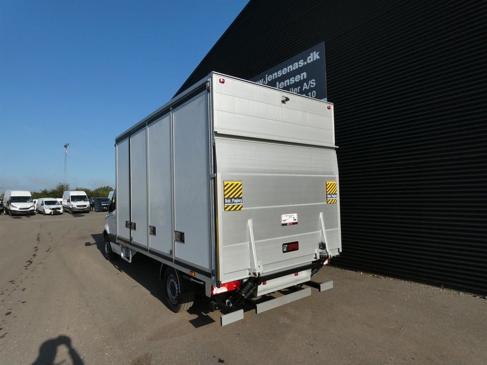 Mercedes Sprinter 317 2,0 CDi A3 Chassis aut. RWD 2d