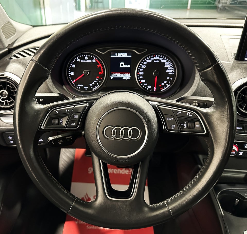 Audi A3 35 TFSi Sport Limited S-tr. 4d