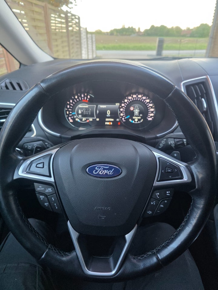 Ford S-MAX 2,0 EcoBlue Titanium aut. 7prs 5d