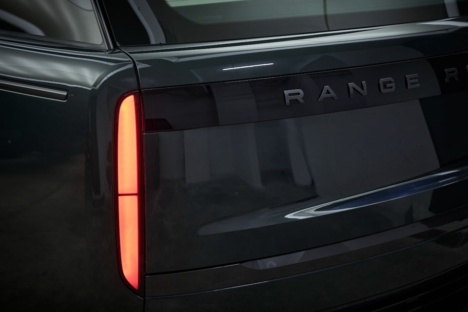 Land Rover Range Rover 3,0 P440e Autobiography aut. LWB 5d