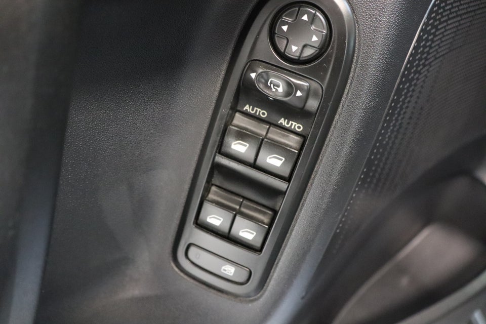 Citroën C3 1,2 PureTech 82 Attraction 5d