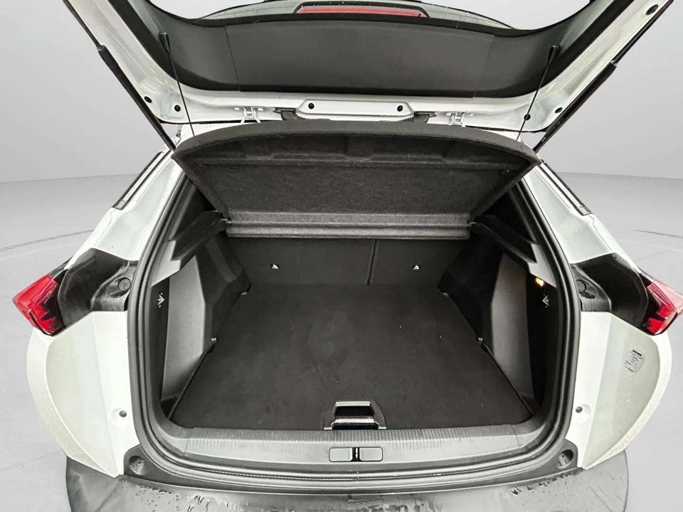 Peugeot e-2008 50 GT Sky 5d