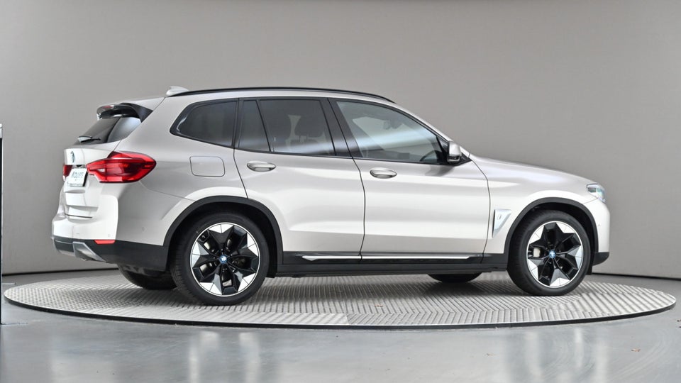 BMW iX3 Charged Plus 5d