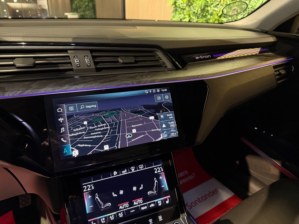 Audi e-tron 55 Advanced quattro 5d