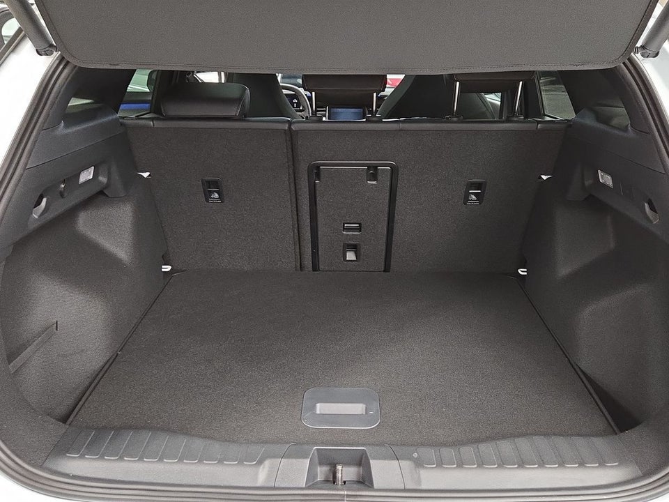 Ford Explorer 82 Premium Extended Range 5d