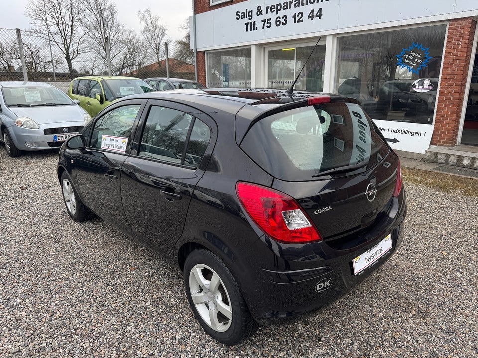 Opel Corsa 1,0 12V Enjoy 5d
