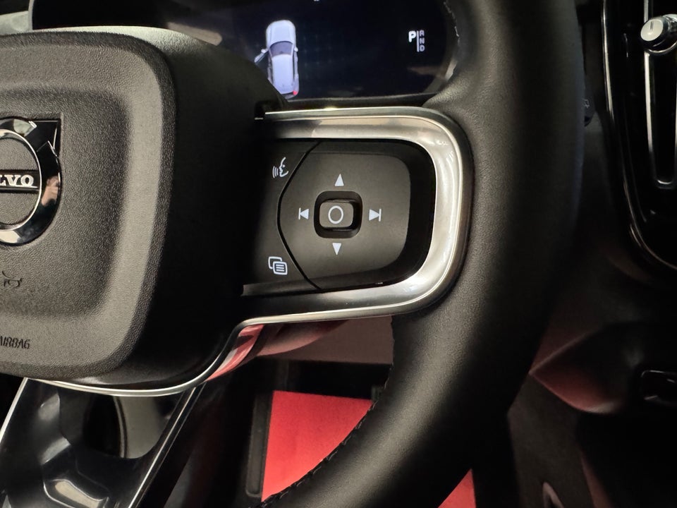 Volvo XC40 P6 ReCharge Core 5d