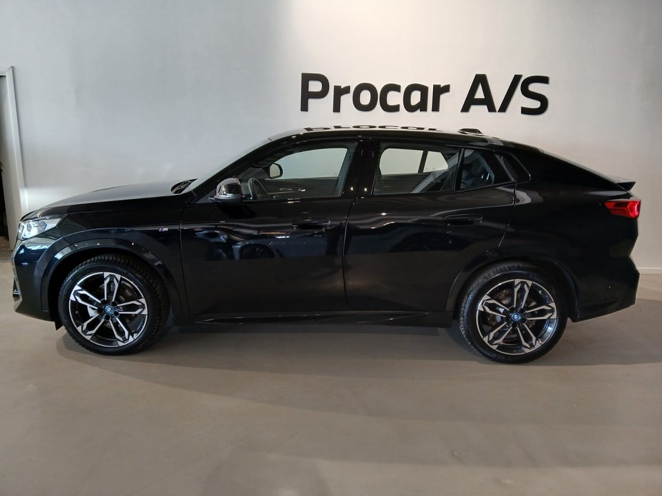 BMW iX2 eDrive20 M-Sport 5d