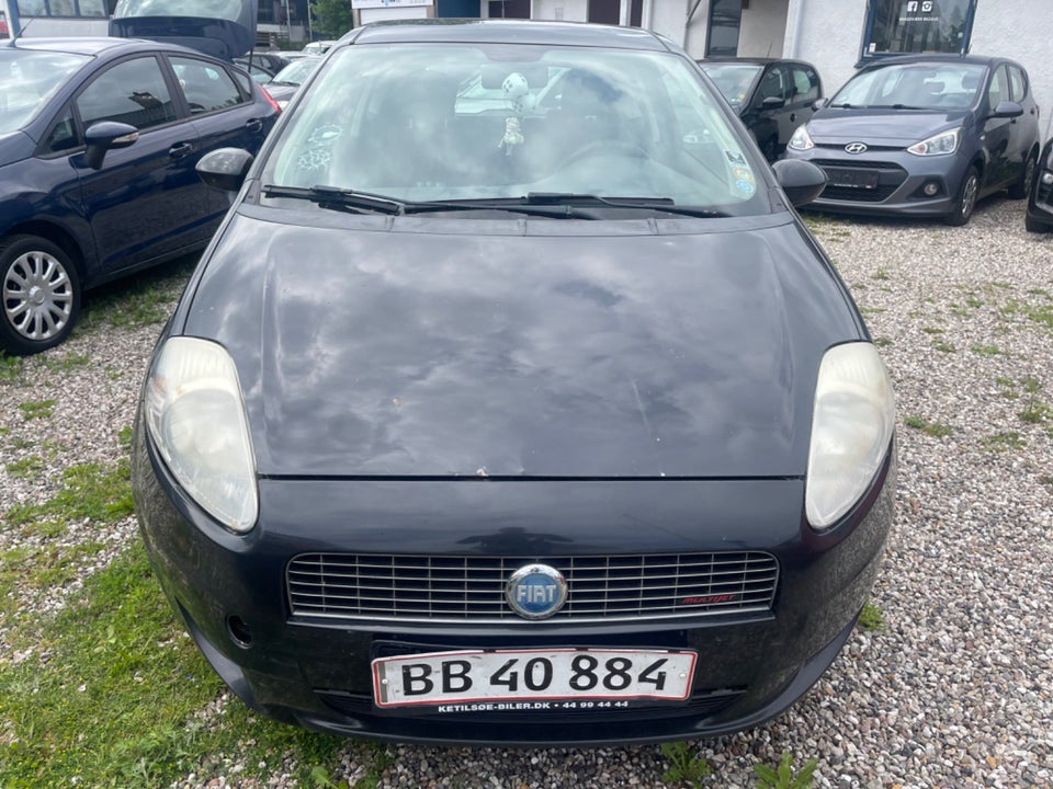 Fiat Grande Punto 1,9 JTD 130 Sport 3d