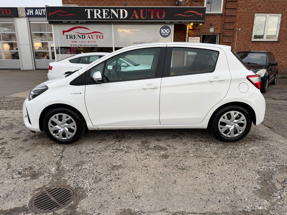 Toyota Yaris 1,5 Hybrid H2 e-CVT 5d