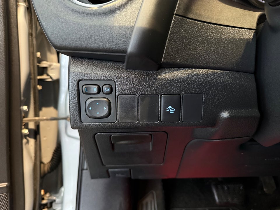 Toyota Auris 1,8 Hybrid H4 Touring Sports CVT 5d