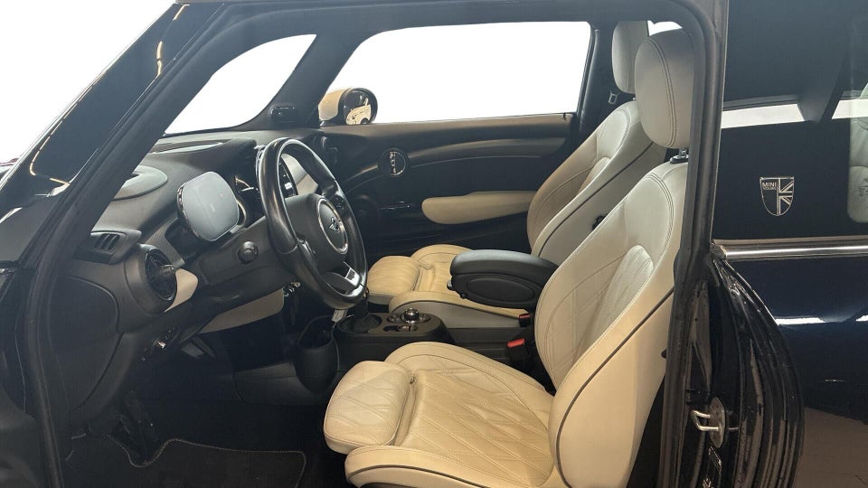MINI Cooper SE Yours Trim 3d