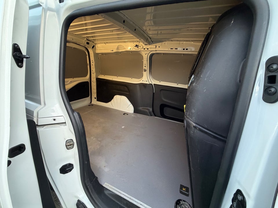 Peugeot Partner 1,5 BlueHDi 130 L2V2 Ultimate EAT8 Van