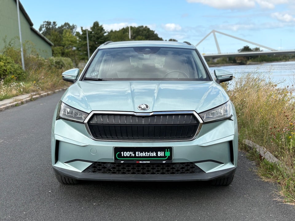 Skoda Enyaq 60 iV Plus 5d