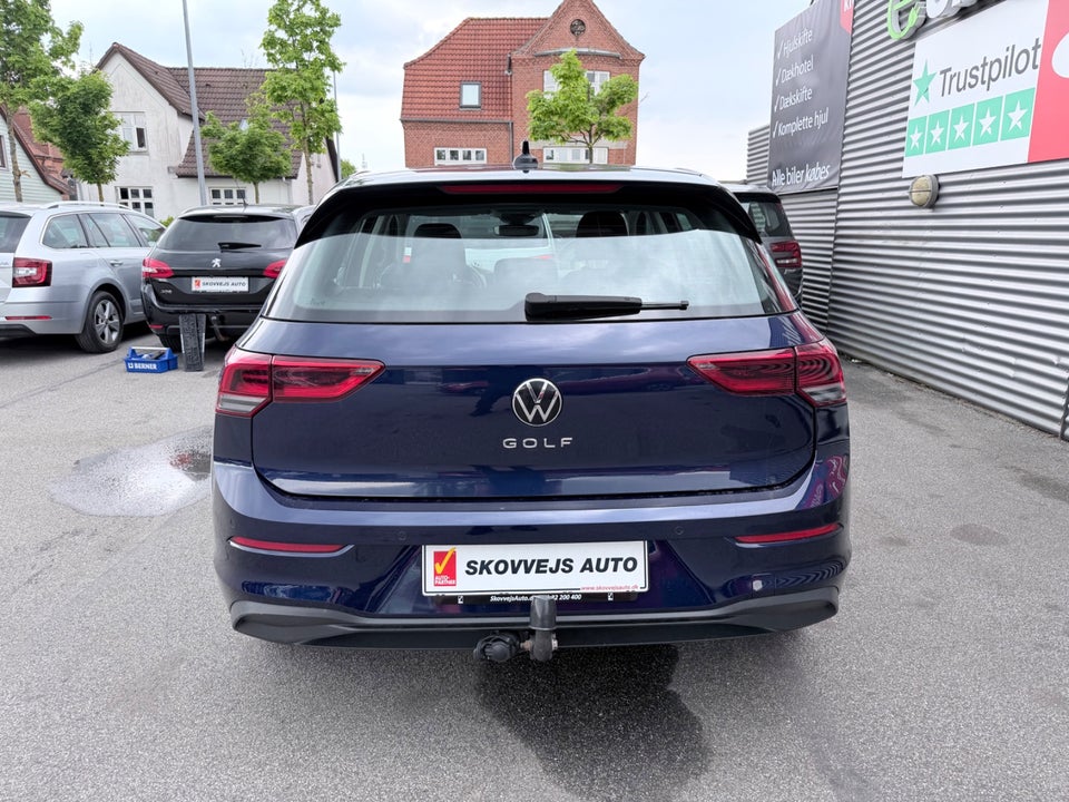 VW Golf VIII 2,0 TDi 115 Life DSG 5d