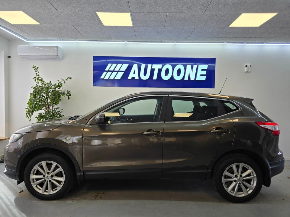 Nissan Qashqai 1,2 Dig-T 115 Acenta 5d