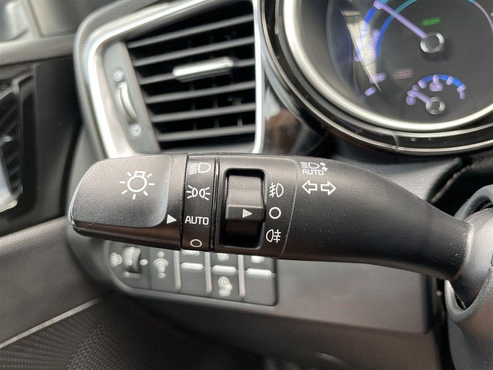 Kia Ceed 1,6 PHEV Prestige SW DCT 5d