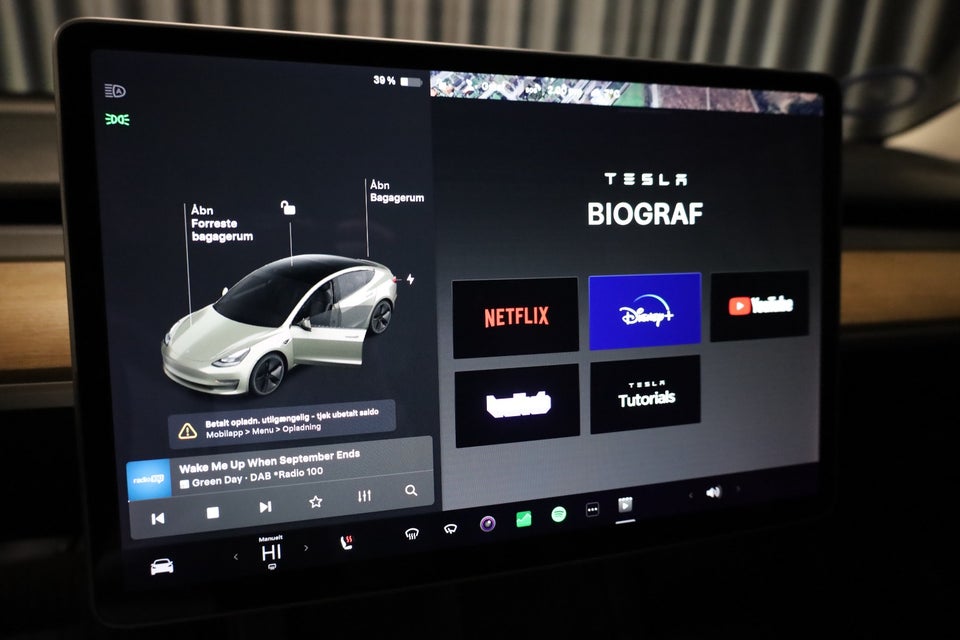Tesla Model 3 Long Range AWD 4d