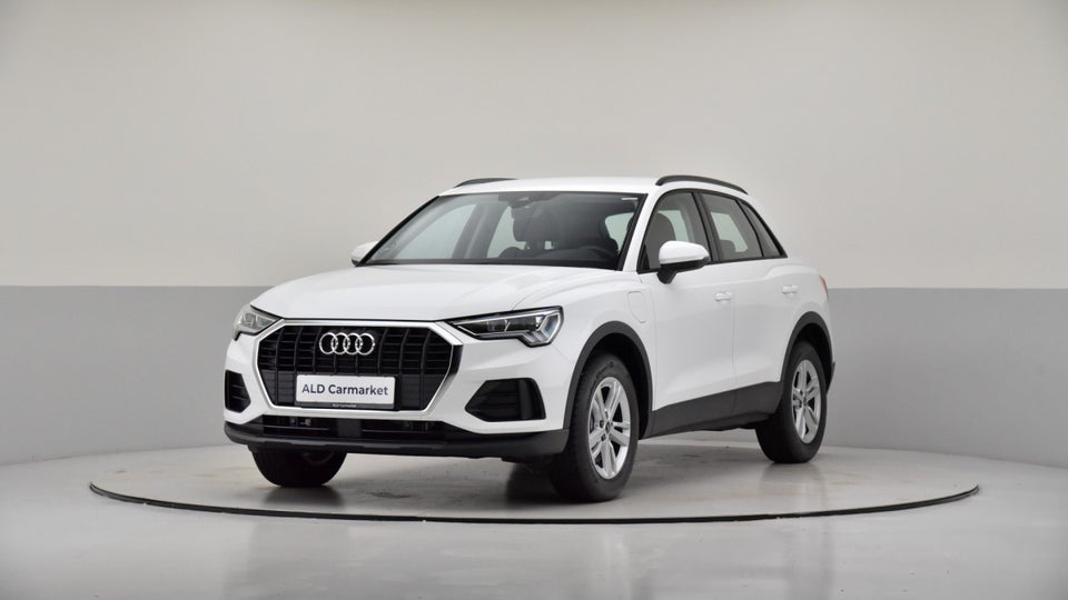 Audi Q3 45 TFSi e Attitude plus Sportback S-tr. 5d