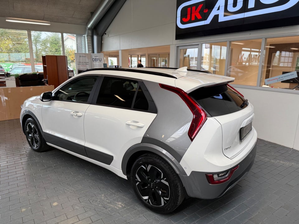 Kia Niro 64 EV Upgrade 5d