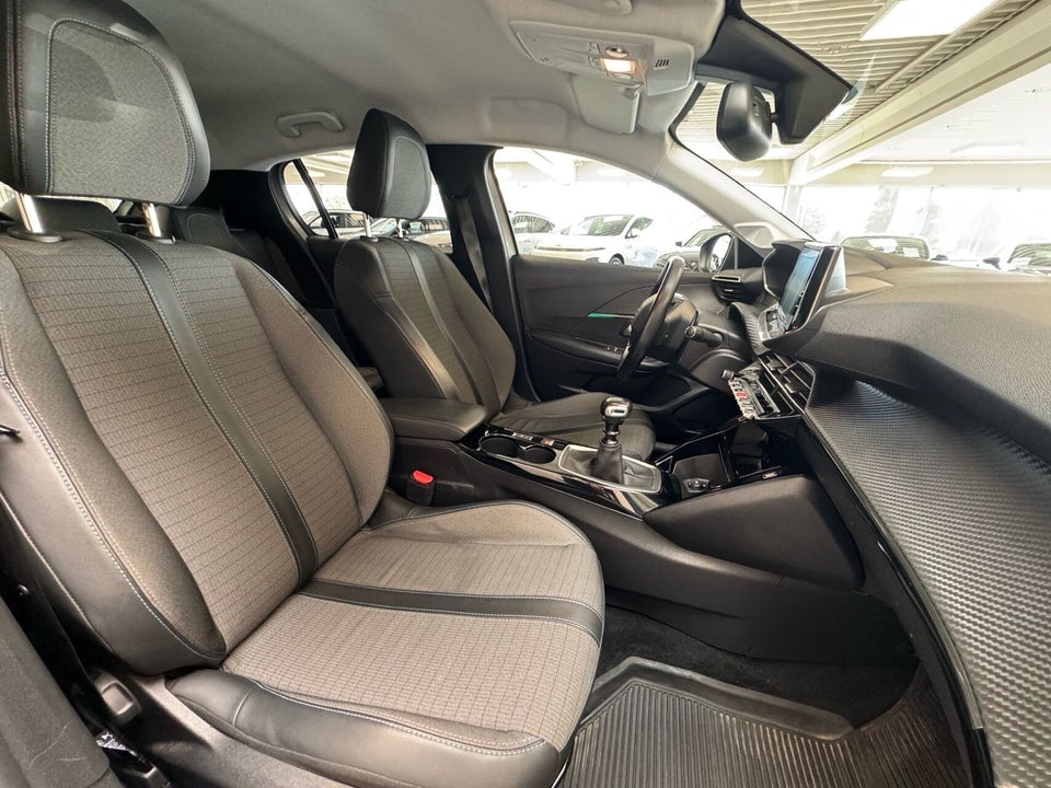 Peugeot 208 1,2 PureTech 100 Evolution 5d