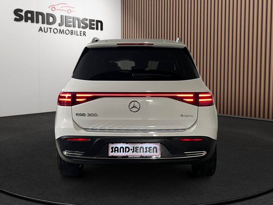 Mercedes EQB300 Progressive 4Matic 5d