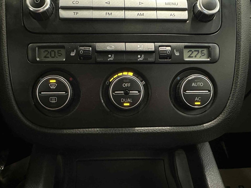 VW Golf V 1,6 Trendline Variant 5d