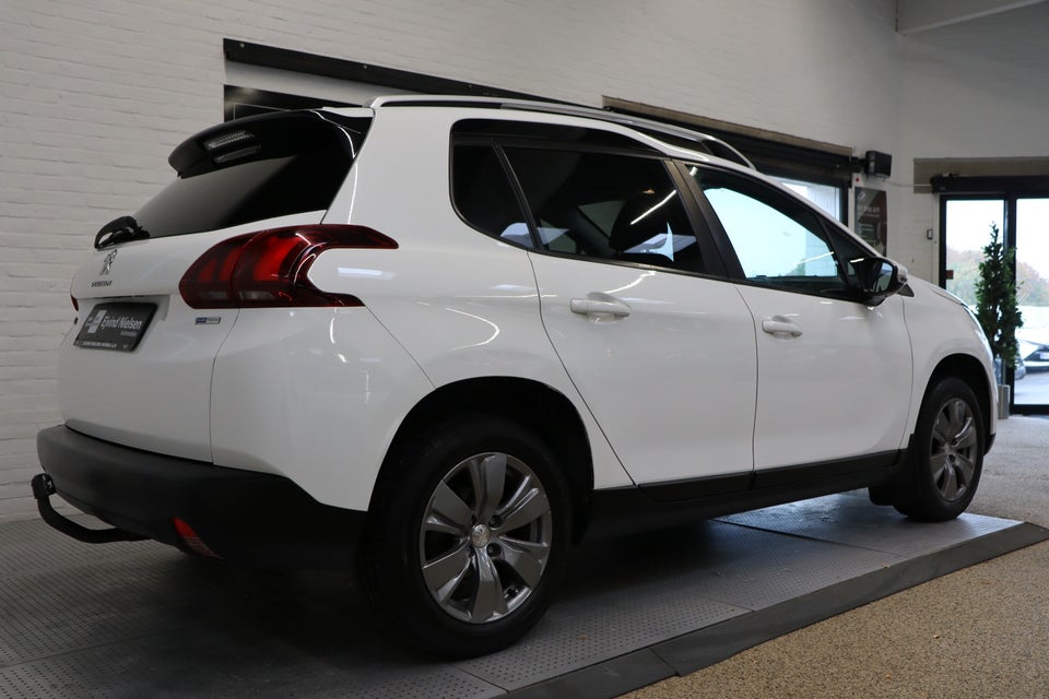 Peugeot 2008 1,2 VTi 82 Active 5d