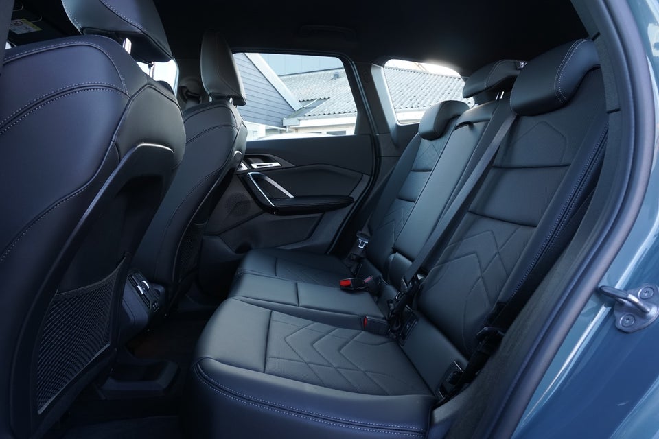 BMW iX1 xDrive30 Fully Charged M-Sport 5d