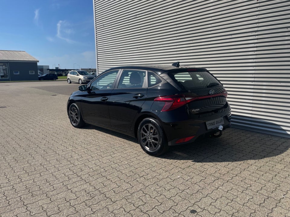 Hyundai i20 1,0 T-GDi Essential DCT 5d