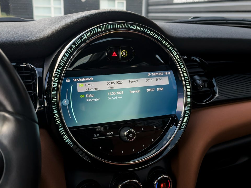 MINI Cooper SE Classic Trim 3d