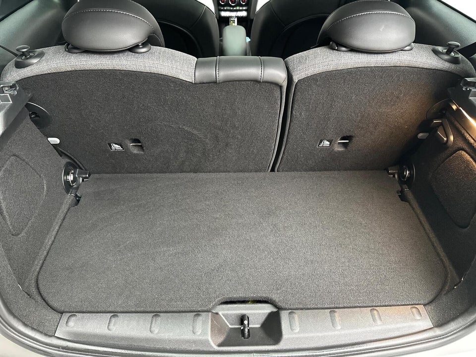 MINI Cooper SE Edition Premium Plus 3d