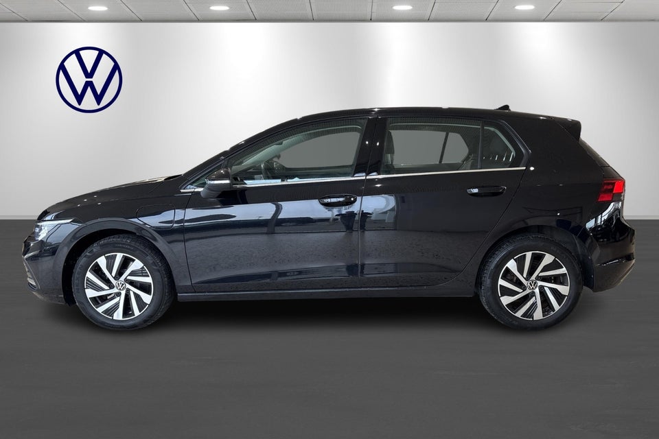 VW Golf VIII 1,4 eHybrid DSG 5d