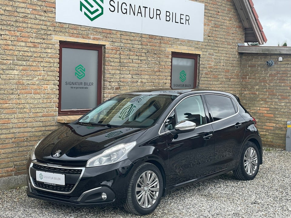 Peugeot 208 1,5 BlueHDi 100 Allure Sky 5d