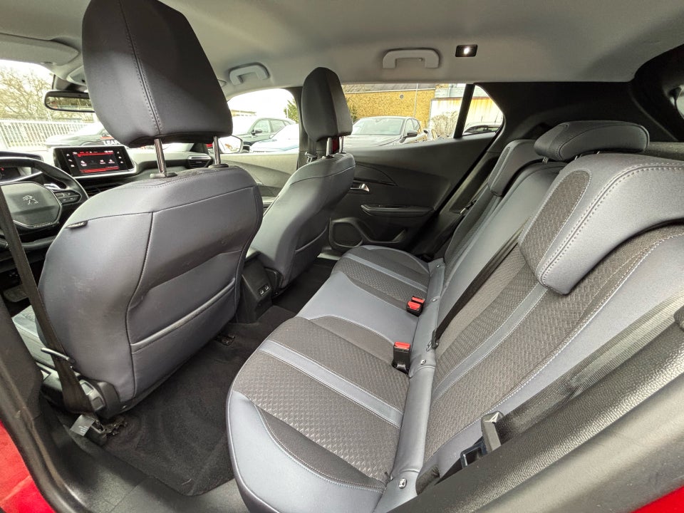 Peugeot 2008 1,2 PureTech 130 Edition:210+ EAT8 5d