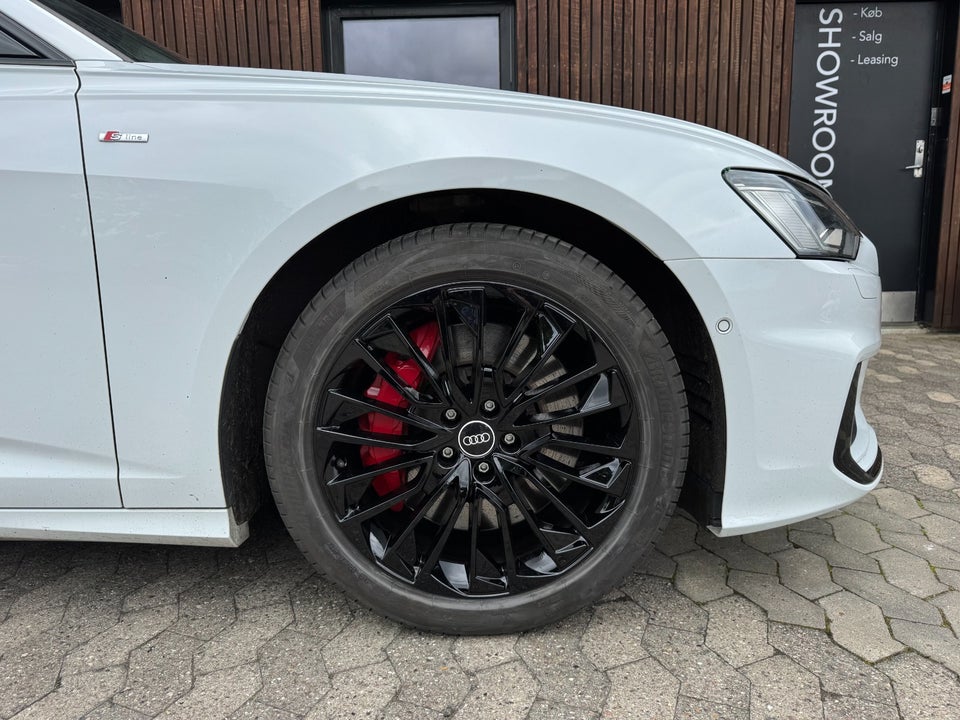Audi A6 55 TFSi e S-line Avant quattro S-tr. 5d