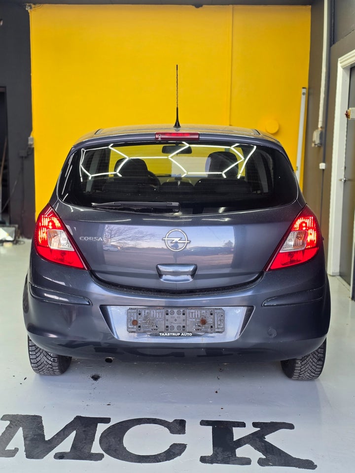 Opel Corsa 1,0 12V Enjoy 5d
