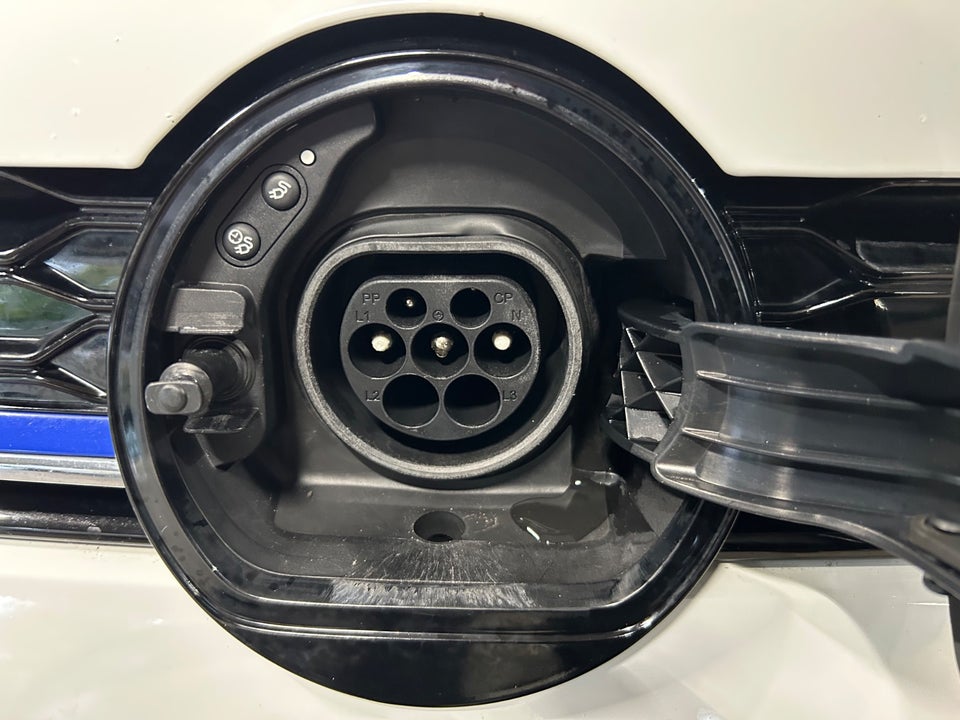 VW Golf VII 1,4 GTE DSG 5d