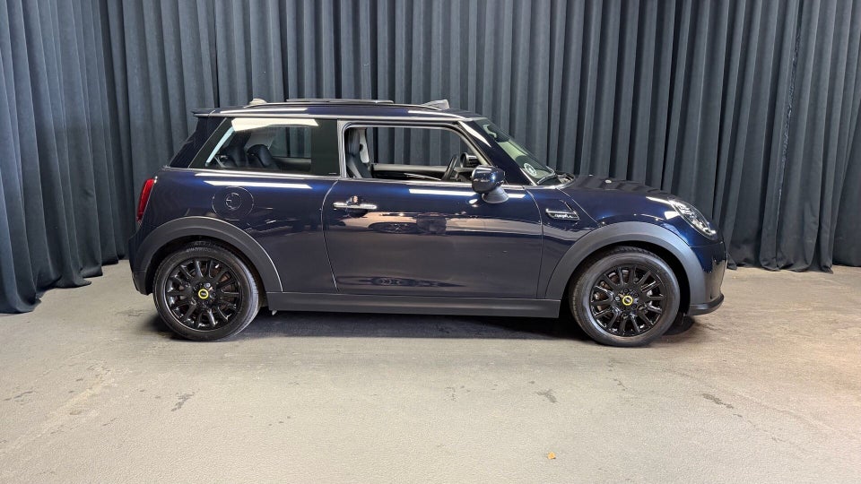 MINI Cooper SE Camden Edition 3d