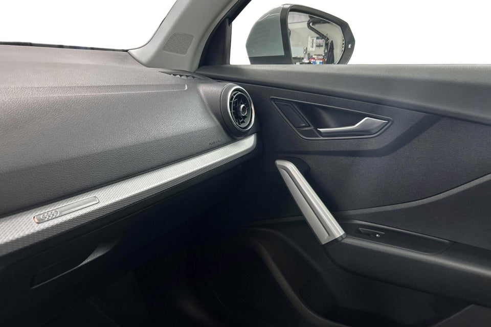 Audi Q2 35 TFSi Prestige S-tr. 5d