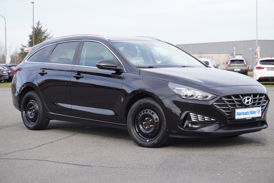 Hyundai i30 1,0 T-GDi Essential stc. DCT 5d