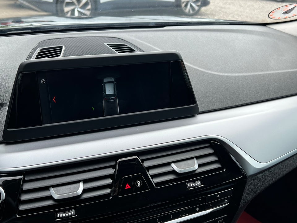 BMW 520d 2,0 Touring Connected aut. 5d