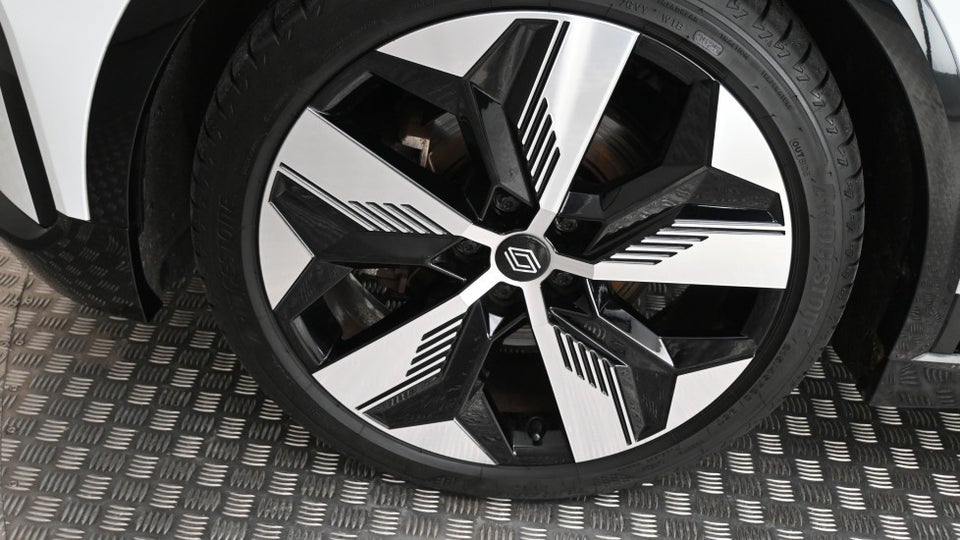 Renault Megane E-Tech 60 Techno 5d